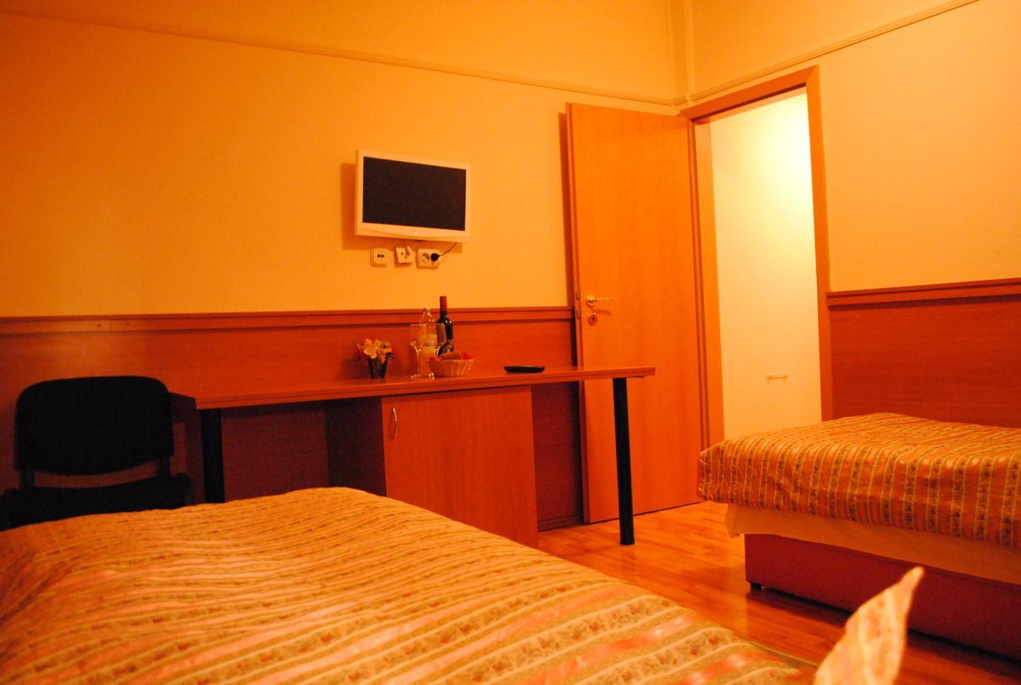 Motel Kiwi Grude ห้อง รูปภาพ